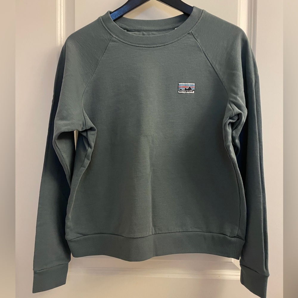 Women’s Patagonia Green Crewneck Sweater Relaxed Fit *New*